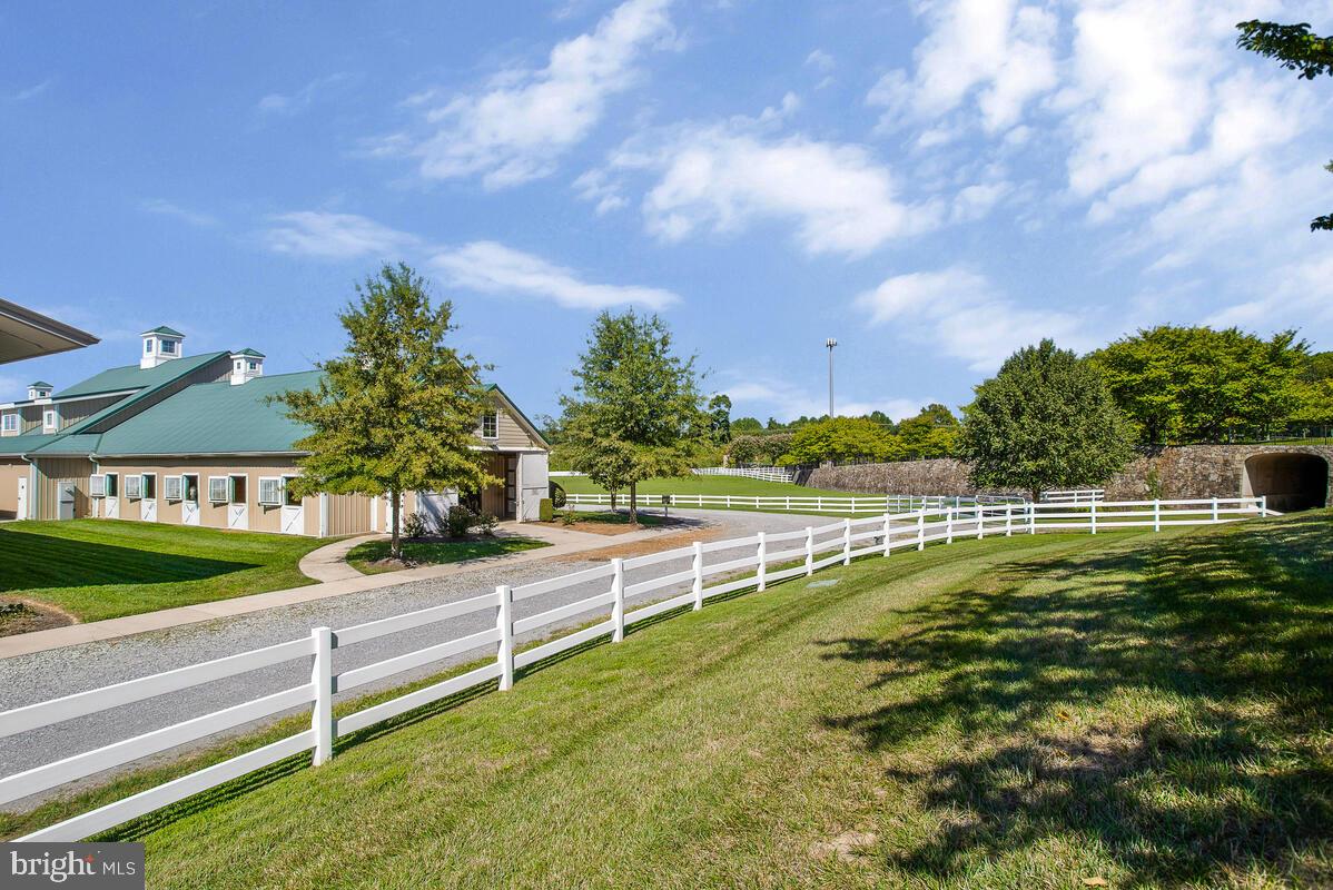 MARLBORO RIDGE - Residential