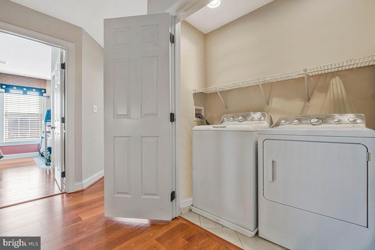 MARLBORO RIDGE - Residential