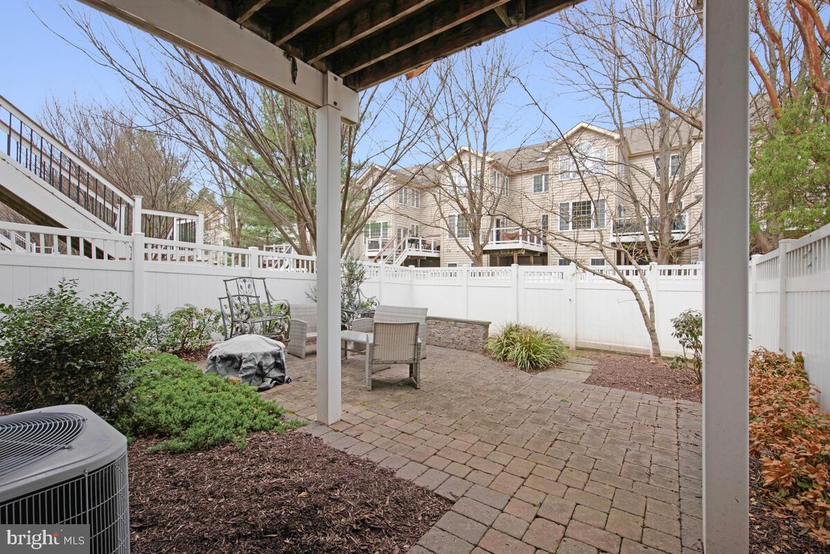 MARLBORO RIDGE - Residential