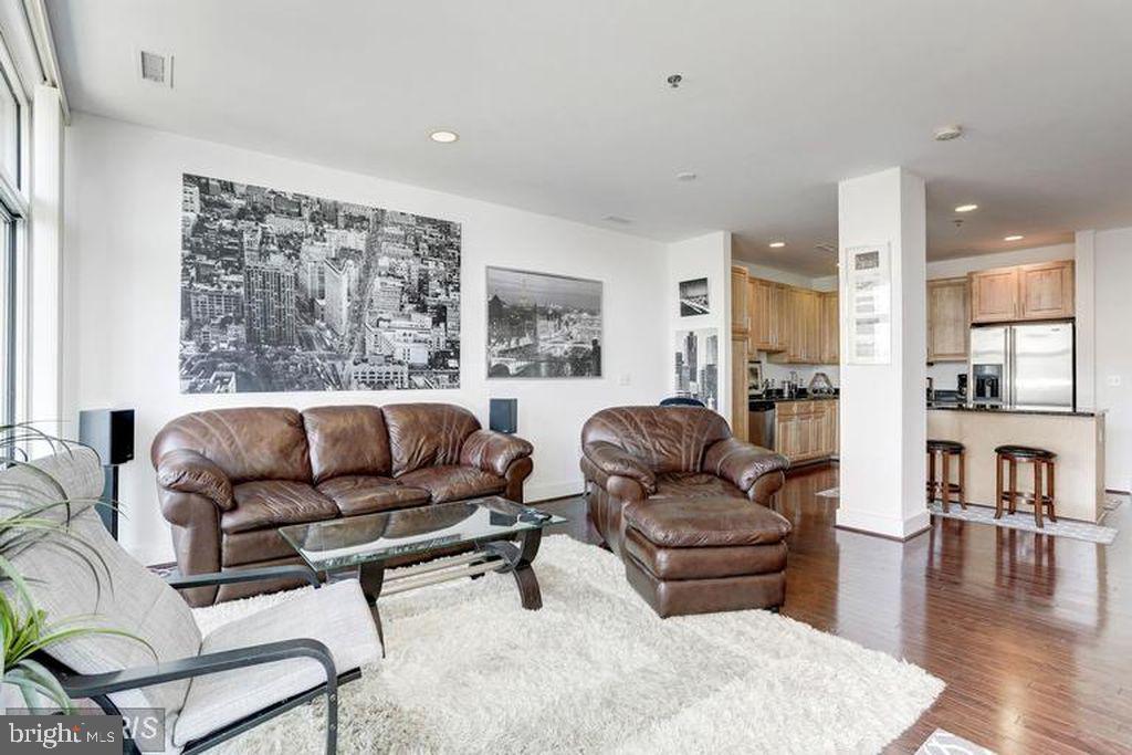 LIGHTHOUSE POINT EAST - Residential Lease