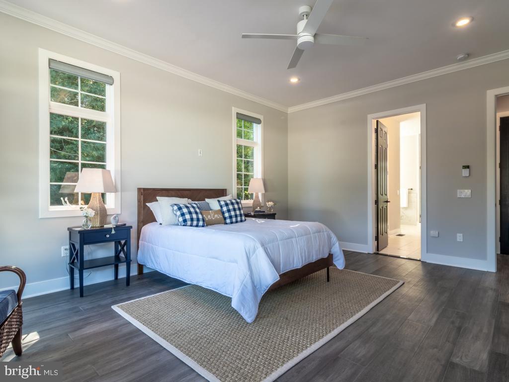 EDGEWATER ESTATES - Residential