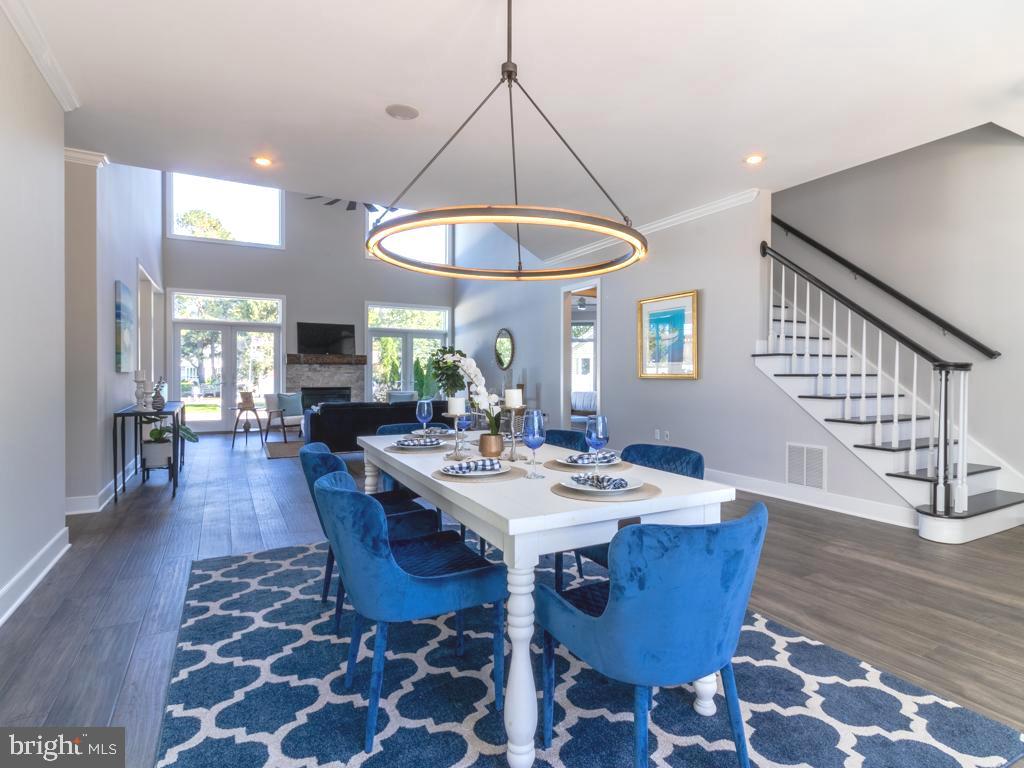 EDGEWATER ESTATES - Residential