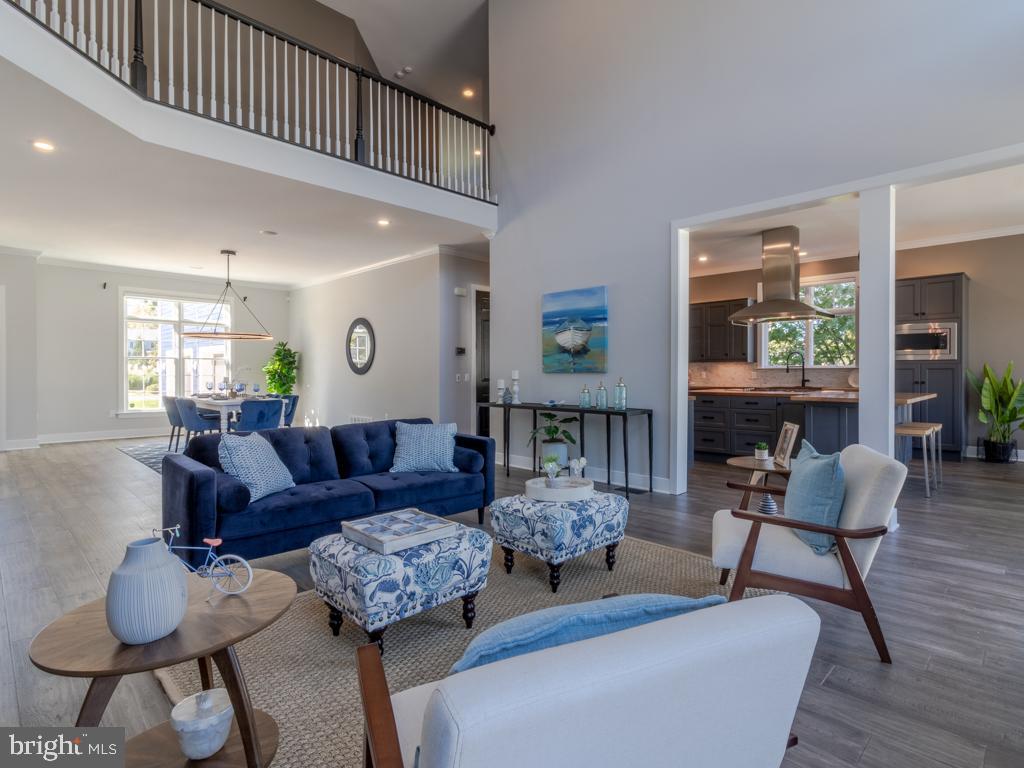 EDGEWATER ESTATES - Residential