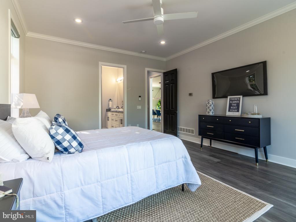 EDGEWATER ESTATES - Residential