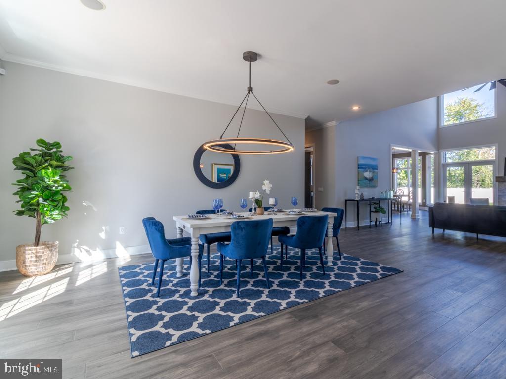 EDGEWATER ESTATES - Residential