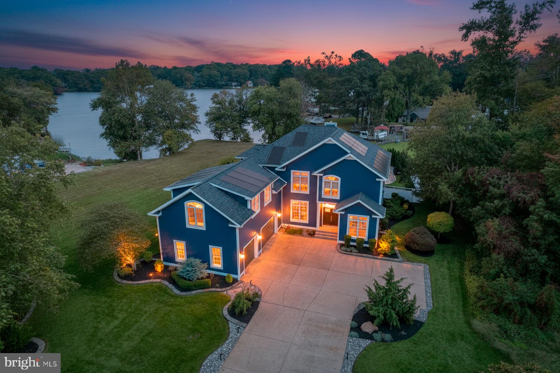 EDGEWATER ESTATES - Residential