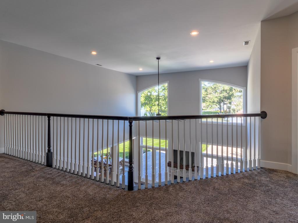 EDGEWATER ESTATES - Residential