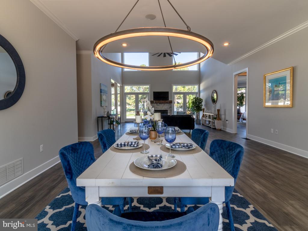 EDGEWATER ESTATES - Residential