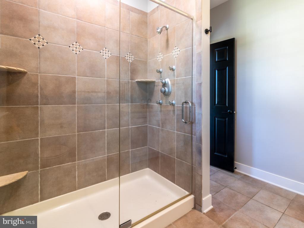 EDGEWATER ESTATES - Residential