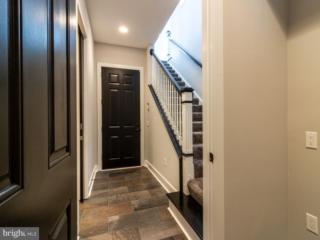 EDGEWATER ESTATES - Residential