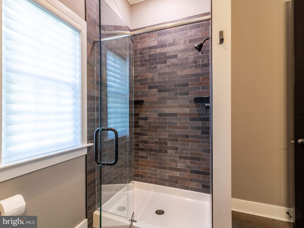 EDGEWATER ESTATES - Residential