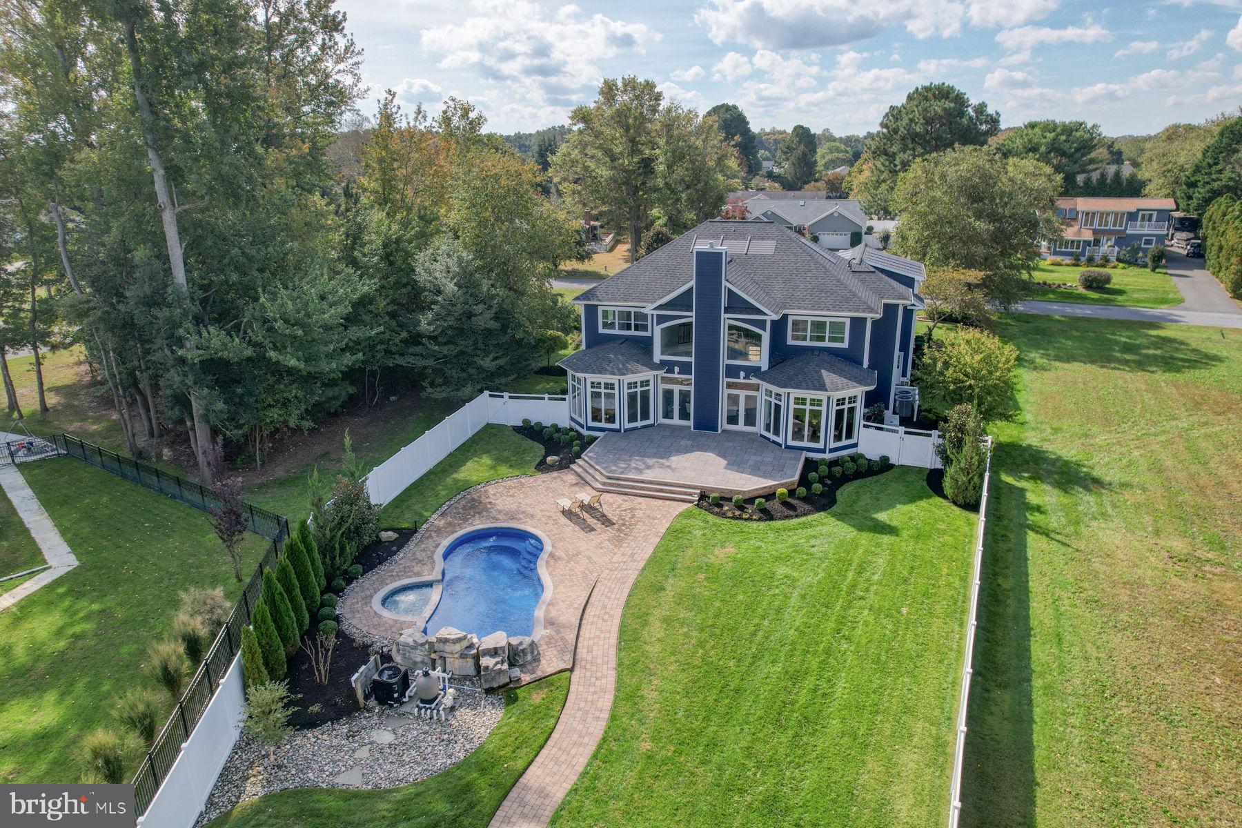 30859 EDGEWATER DRIVE