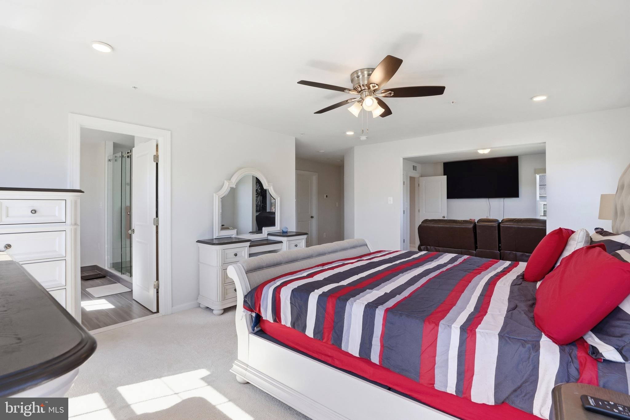 VILLAGES OF SAVANNAH - Residential