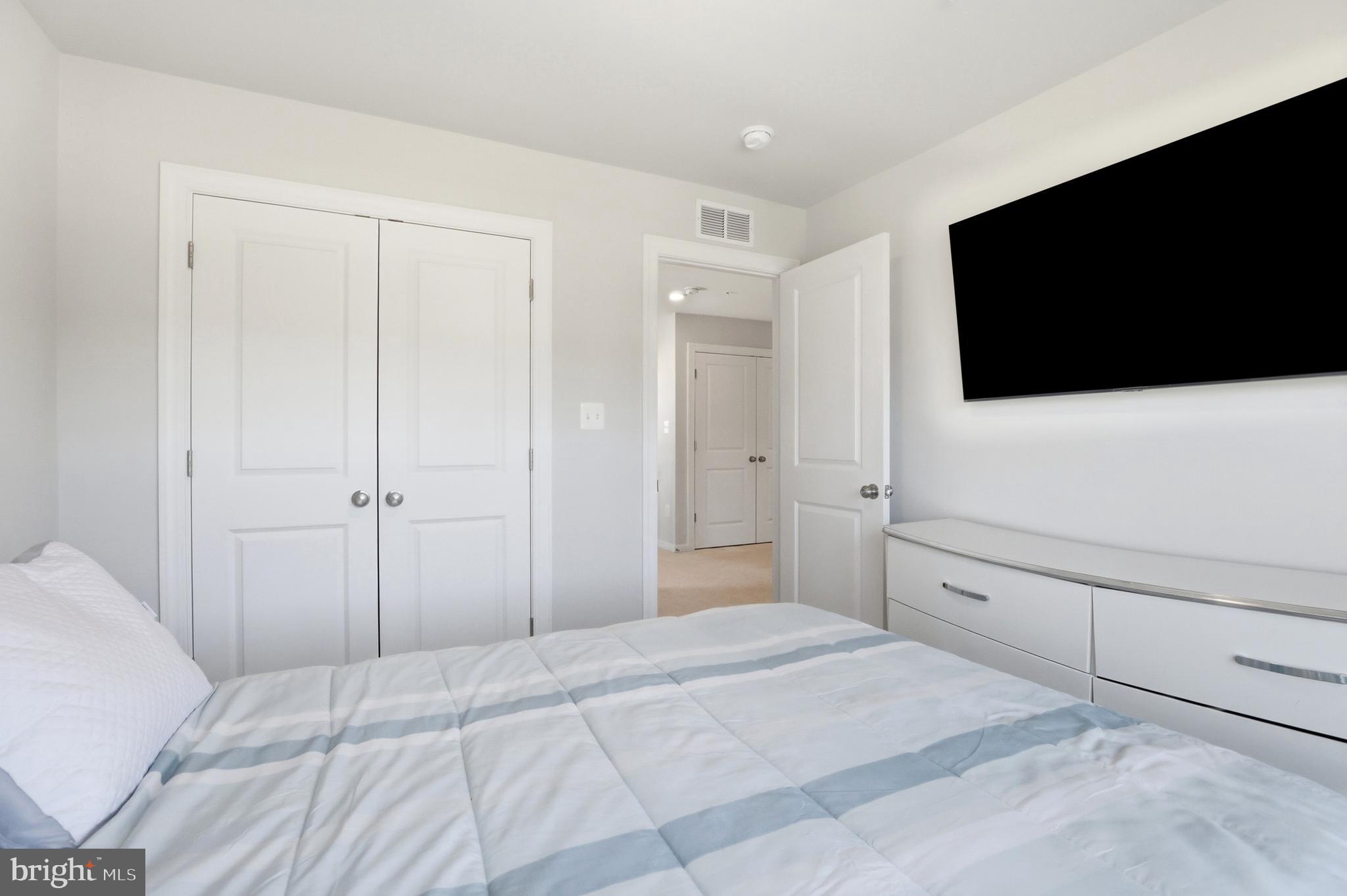 VILLAGES OF SAVANNAH - Residential