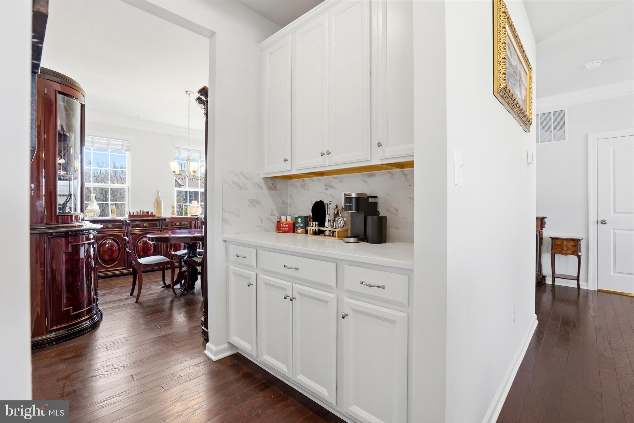 VILLAGES OF SAVANNAH - Residential