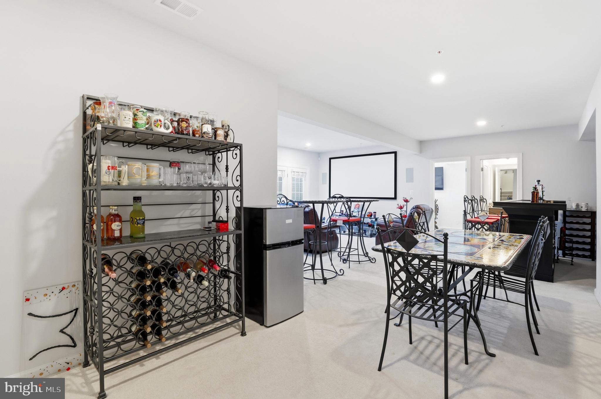 VILLAGES OF SAVANNAH - Residential