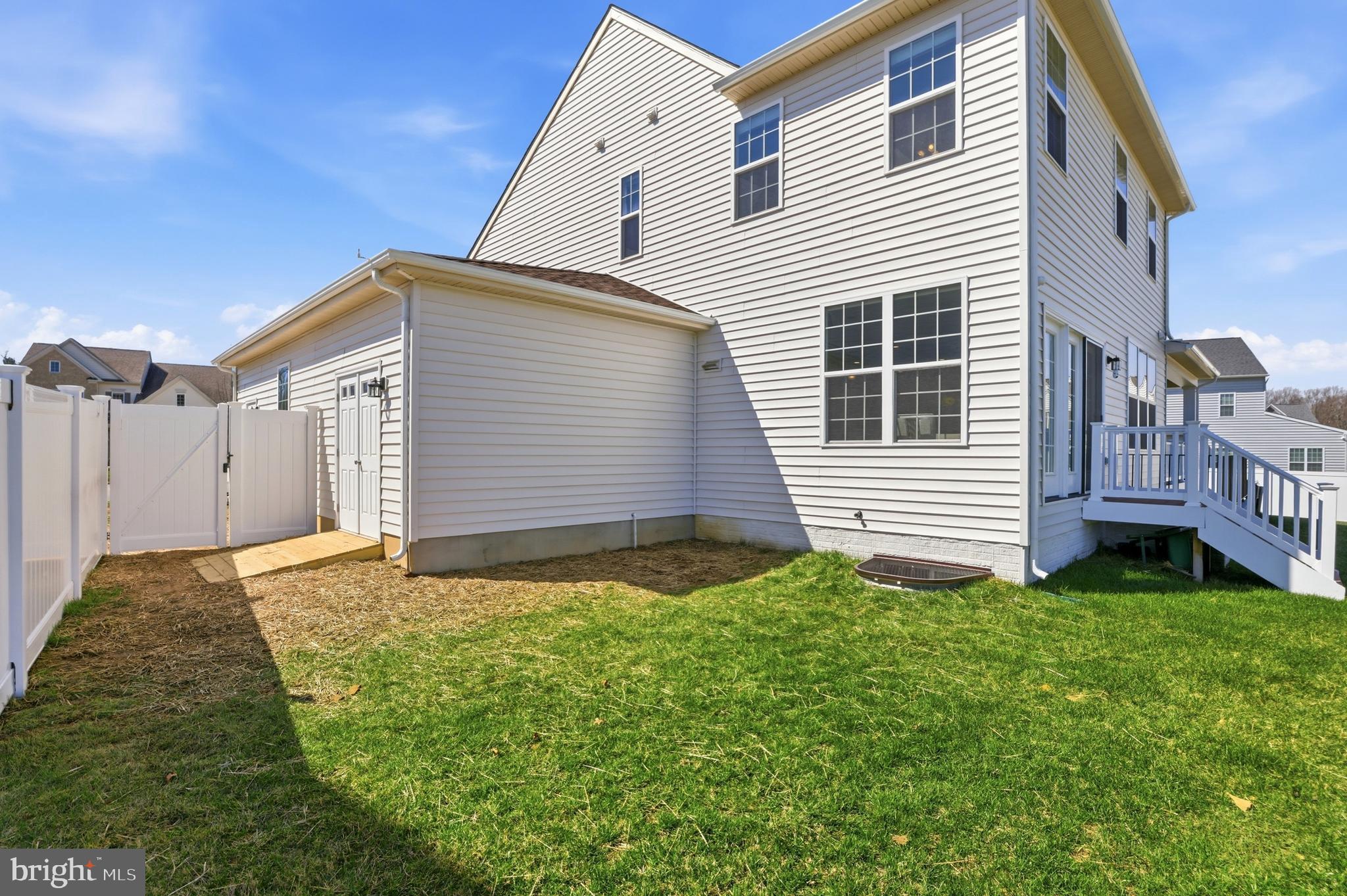 VILLAGES OF SAVANNAH - Residential