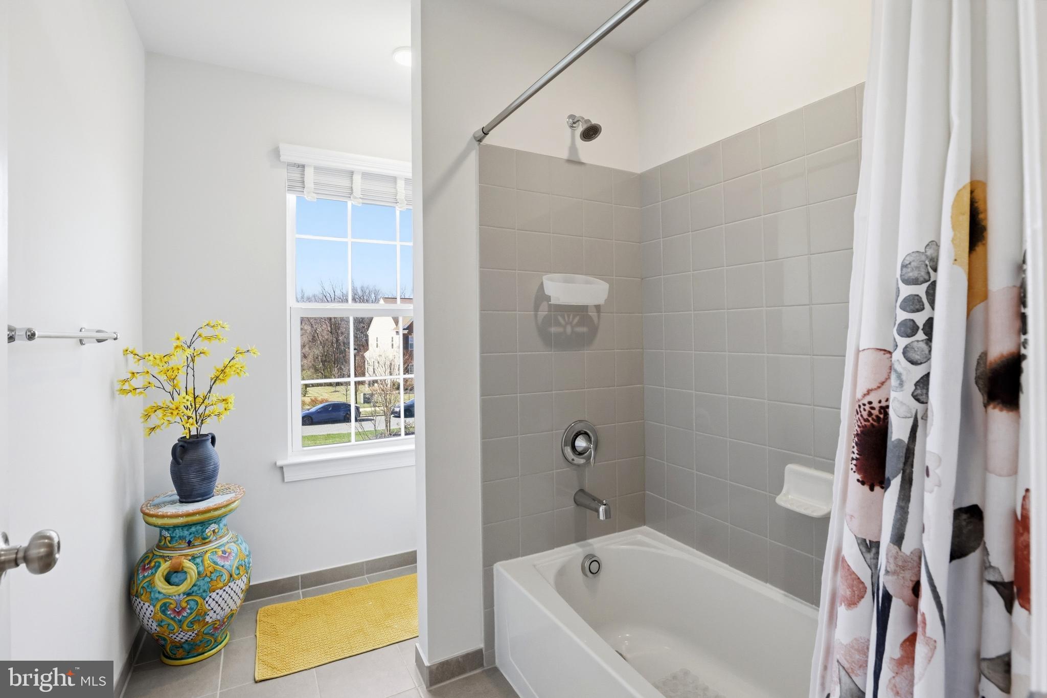 VILLAGES OF SAVANNAH - Residential