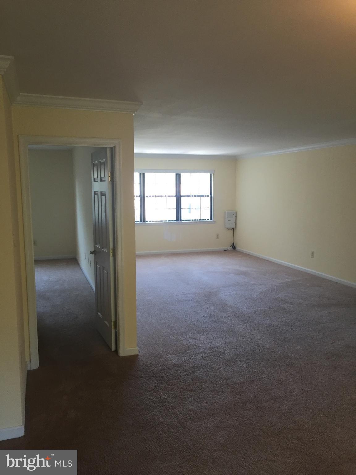 DULANEY VALLEY GARDENS - Residential Lease