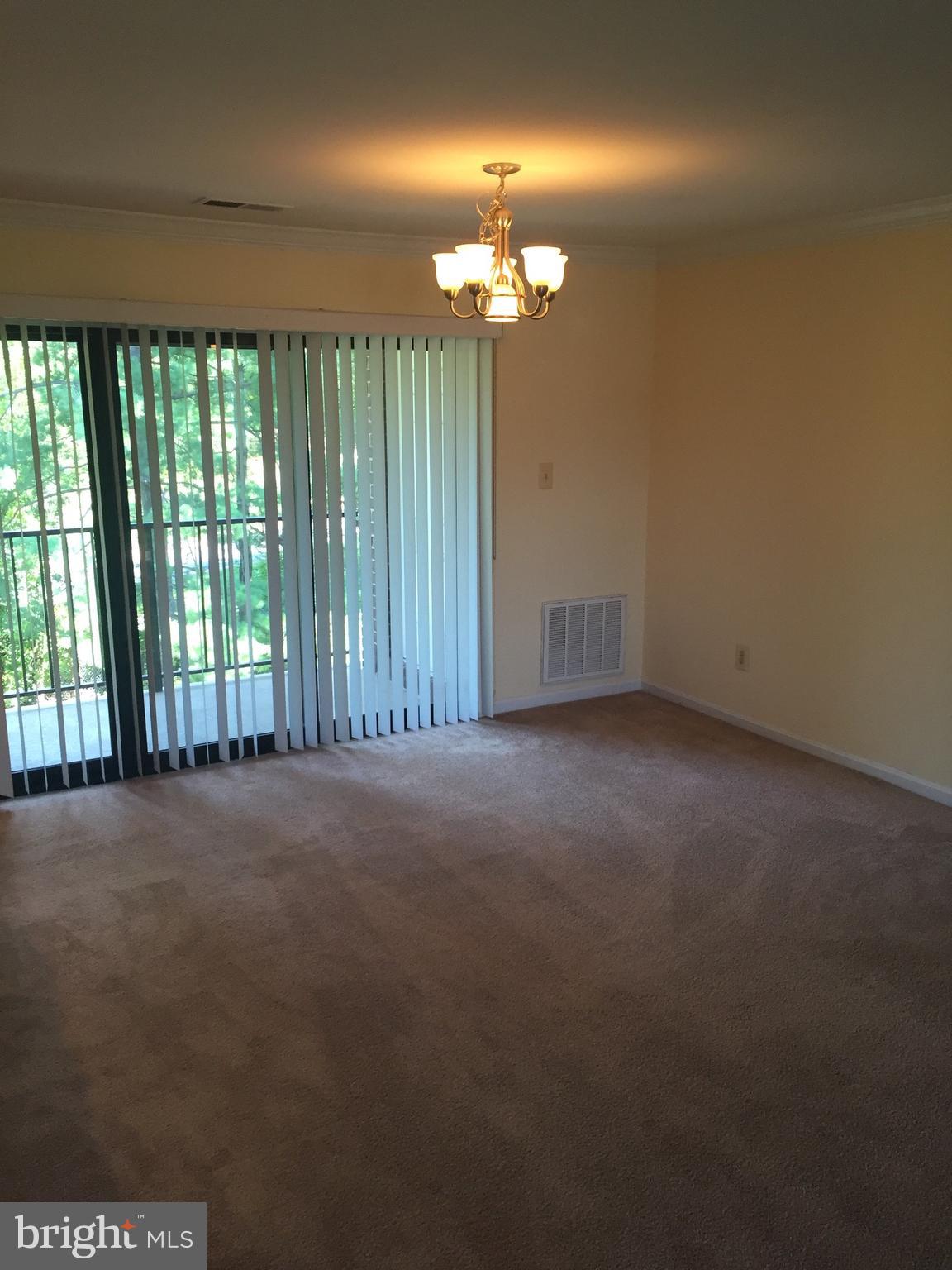 DULANEY VALLEY GARDENS - Residential Lease