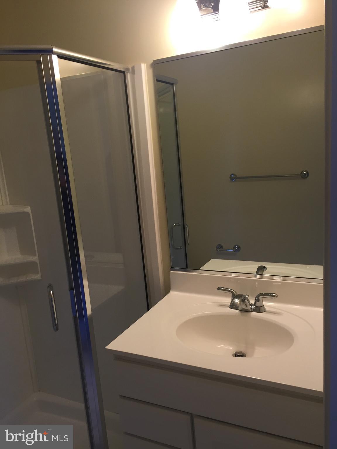 DULANEY VALLEY GARDENS - Residential Lease