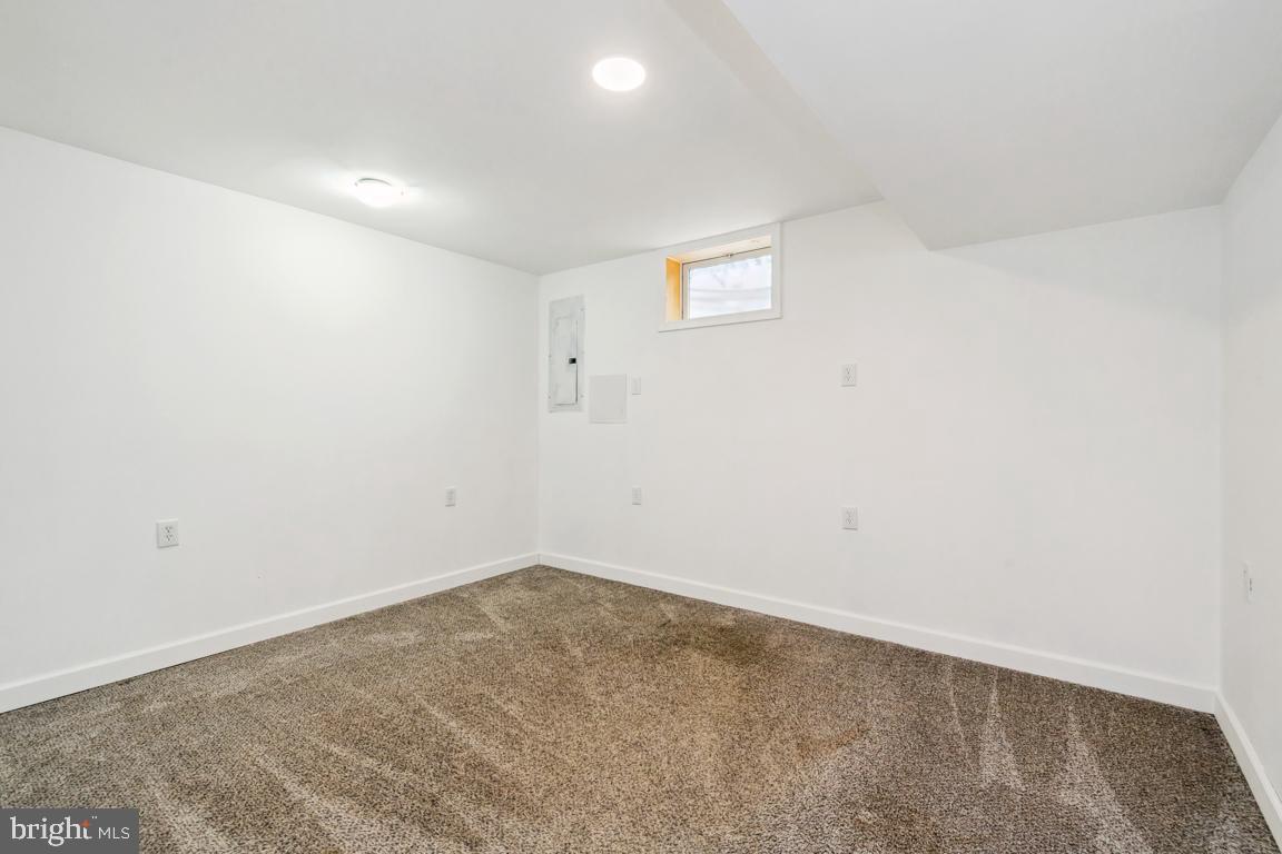 ACADEMY HEIGHTS - Residential Lease