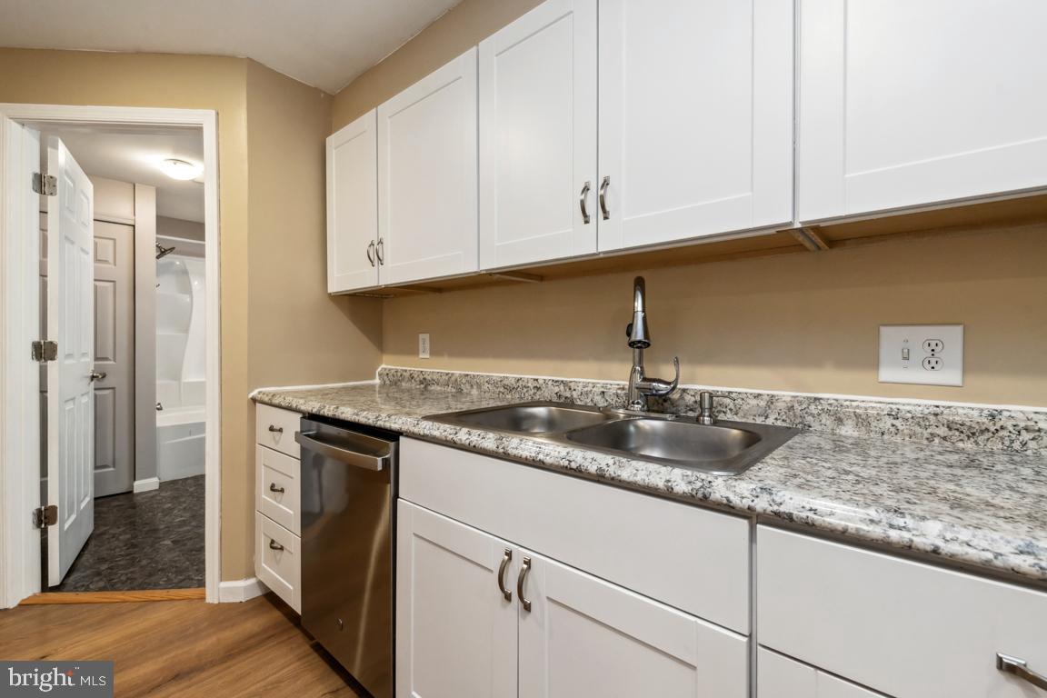 ACADEMY HEIGHTS - Residential Lease