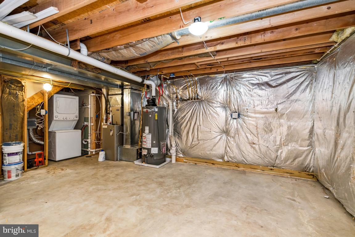 ACADEMY HEIGHTS - Residential Lease