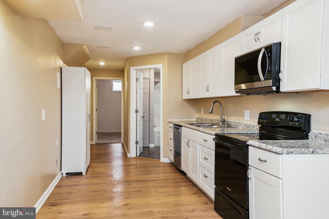 ACADEMY HEIGHTS - Residential Lease