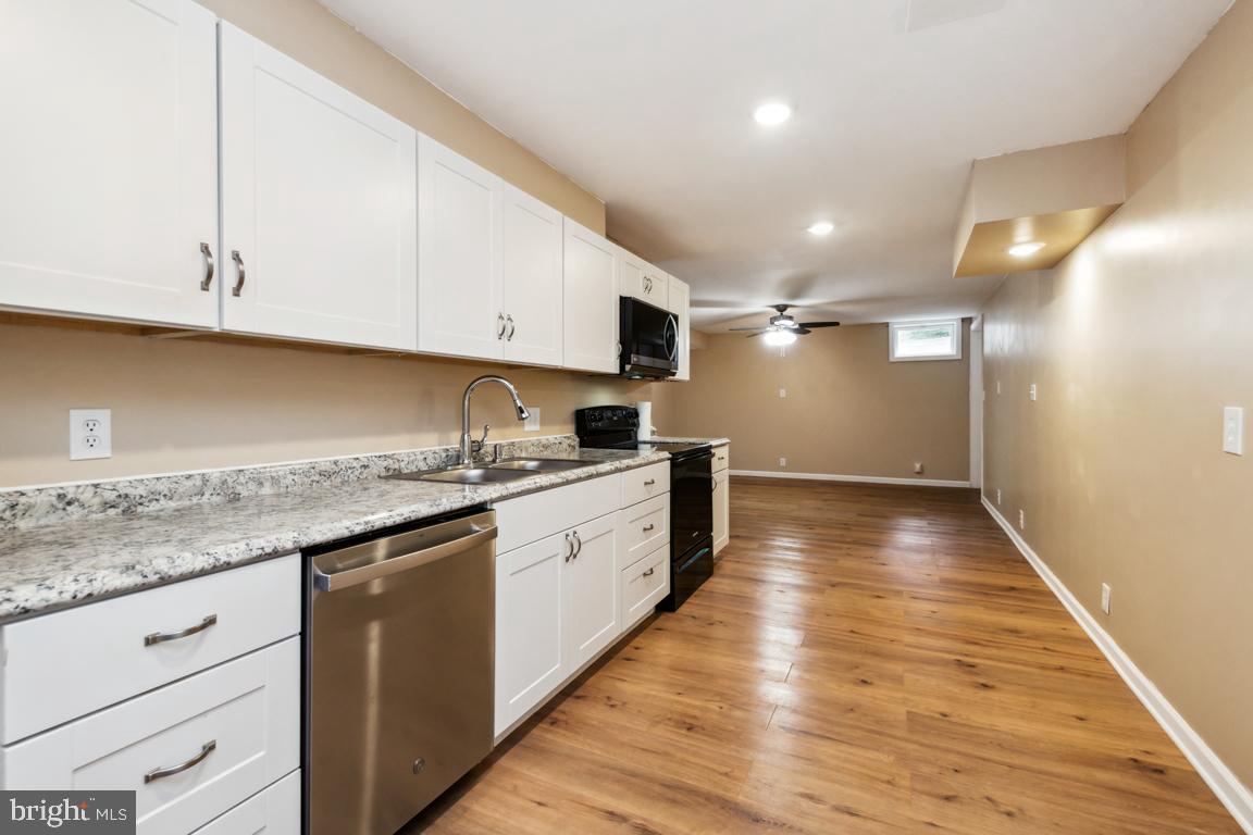 ACADEMY HEIGHTS - Residential Lease