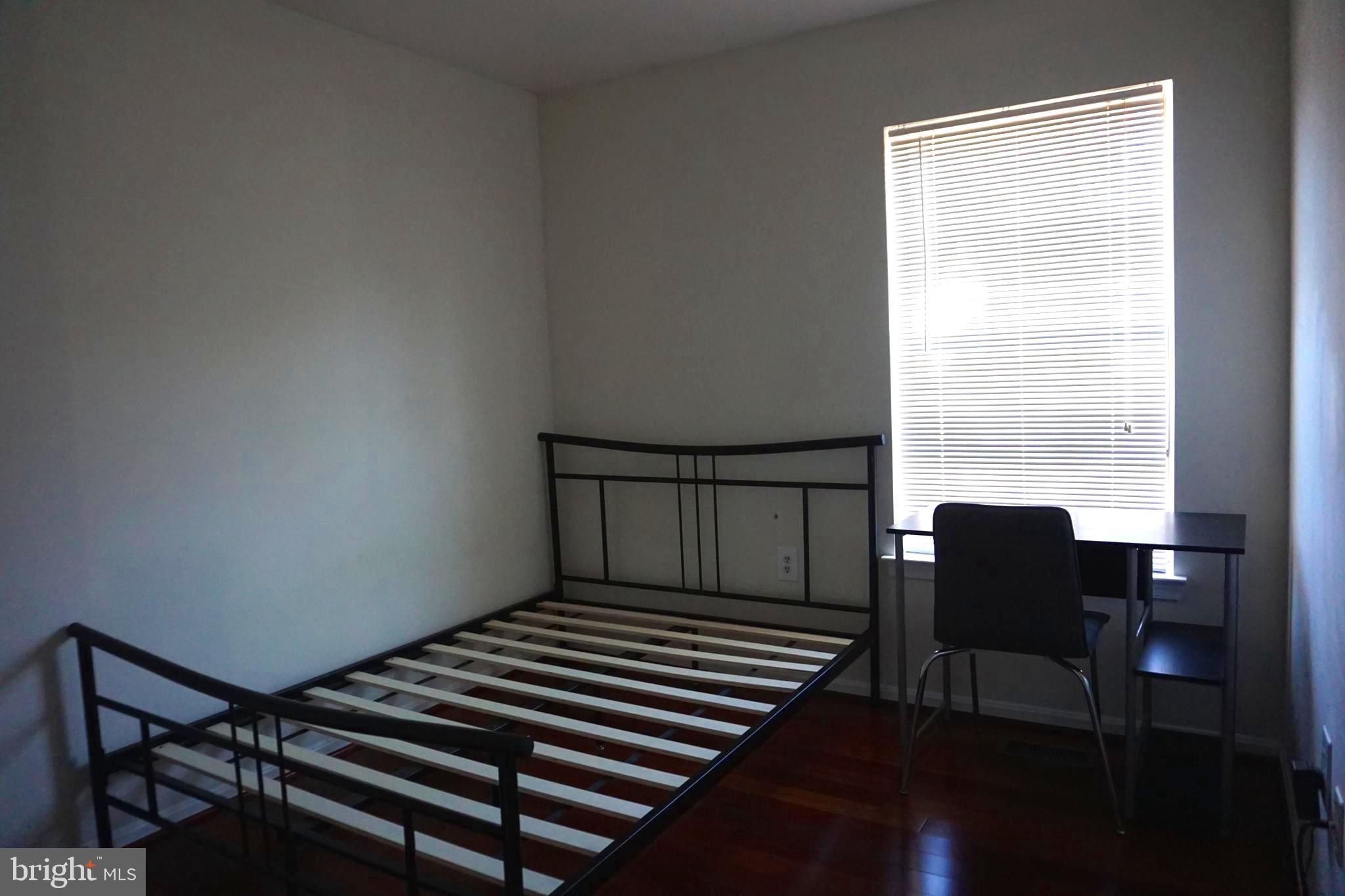 FRANKLIN FARM - Residential Lease