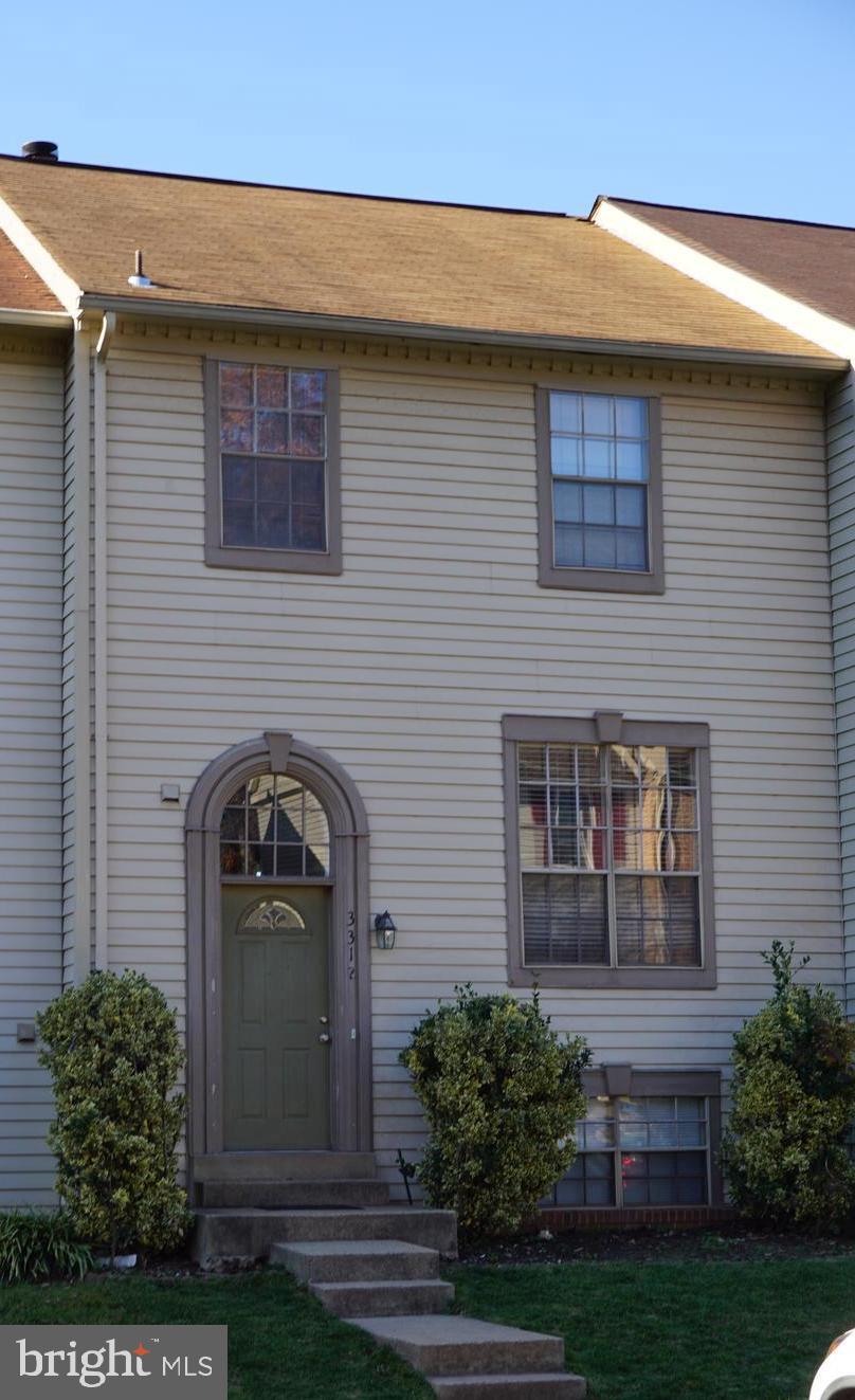 FRANKLIN FARM - Residential Lease