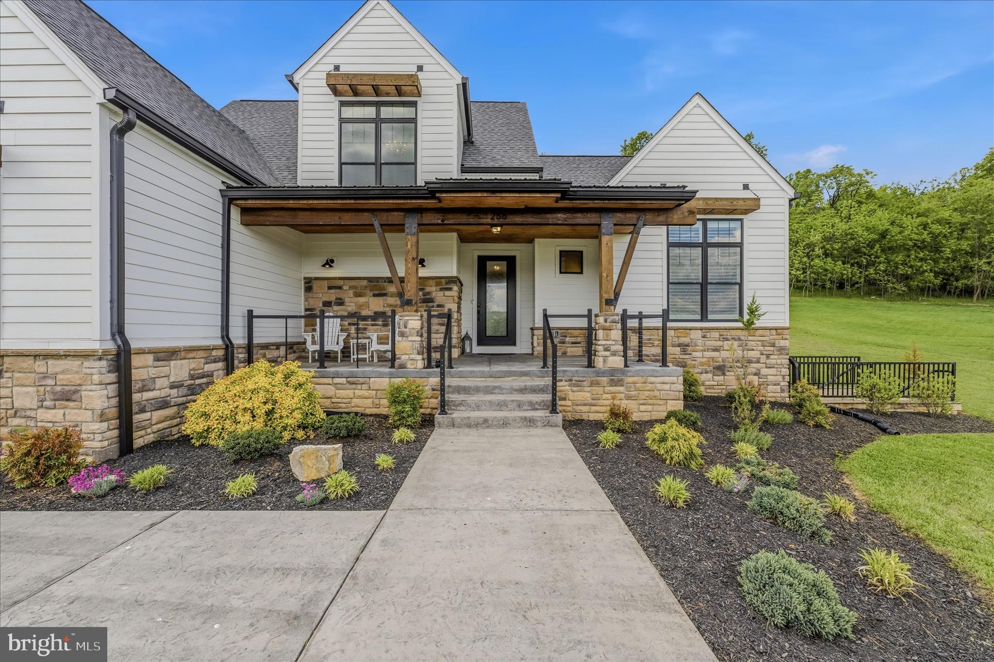 BROOKSIDE - Residential