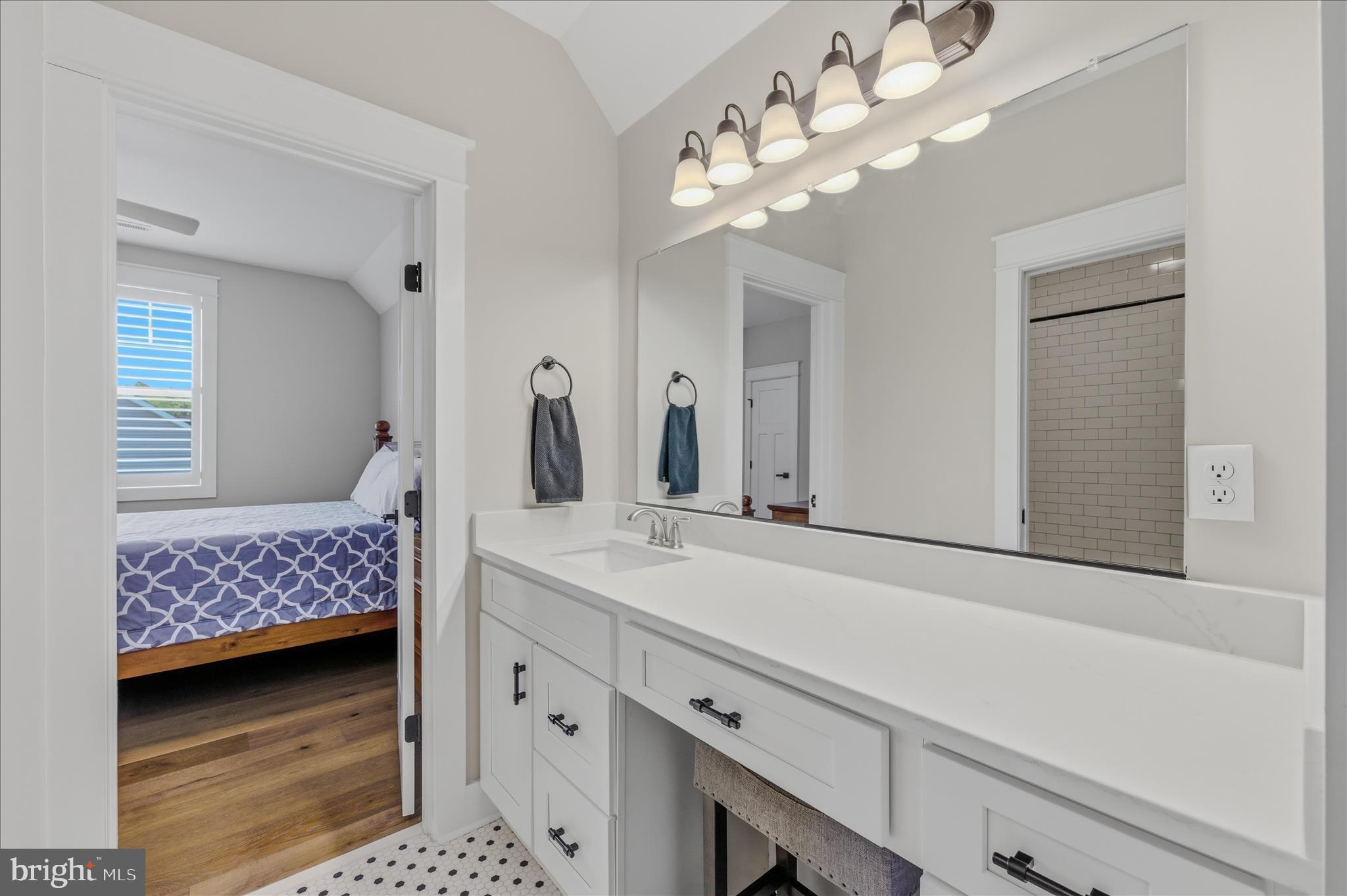 BROOKSIDE - Residential