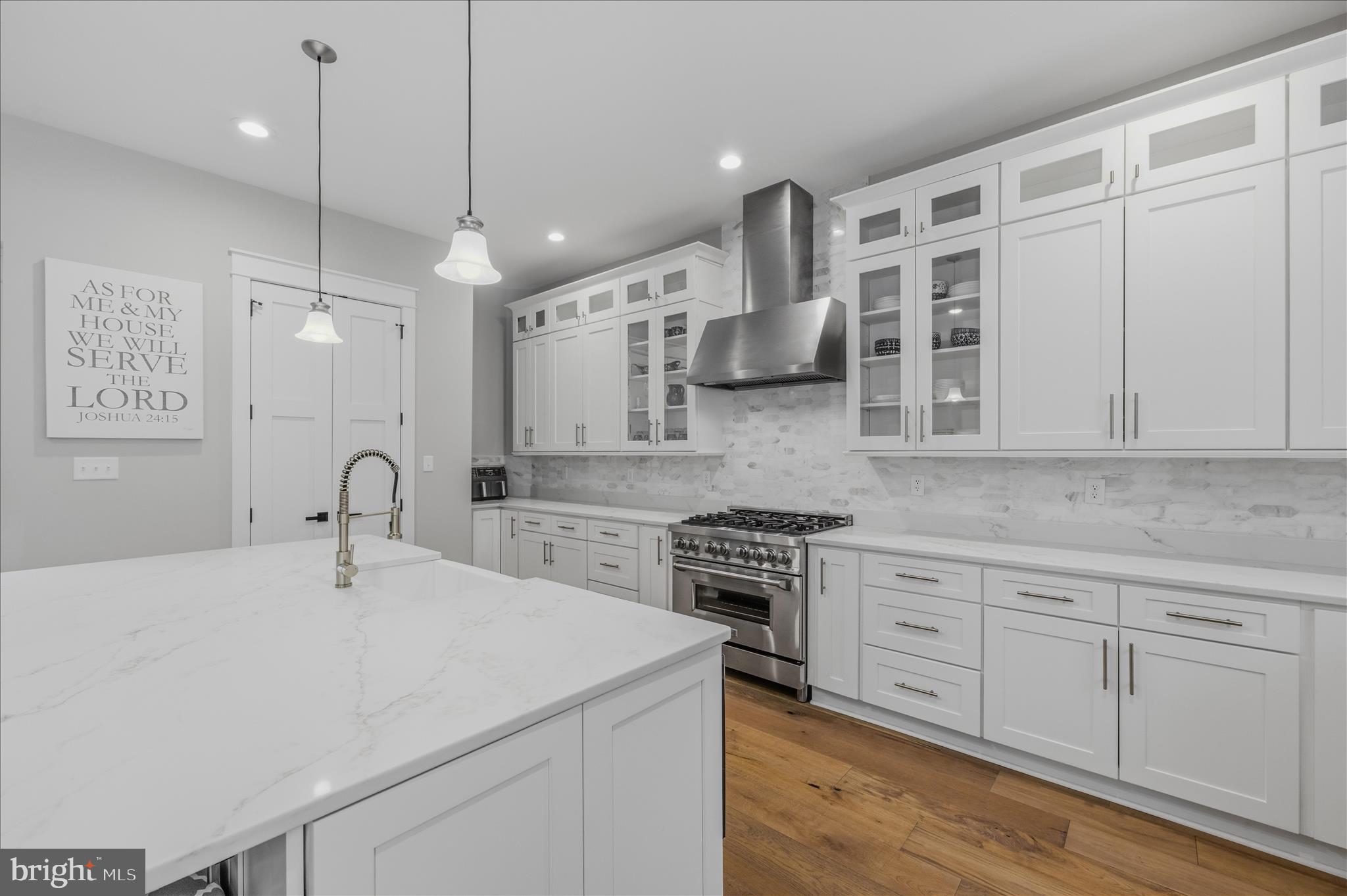 BROOKSIDE - Residential