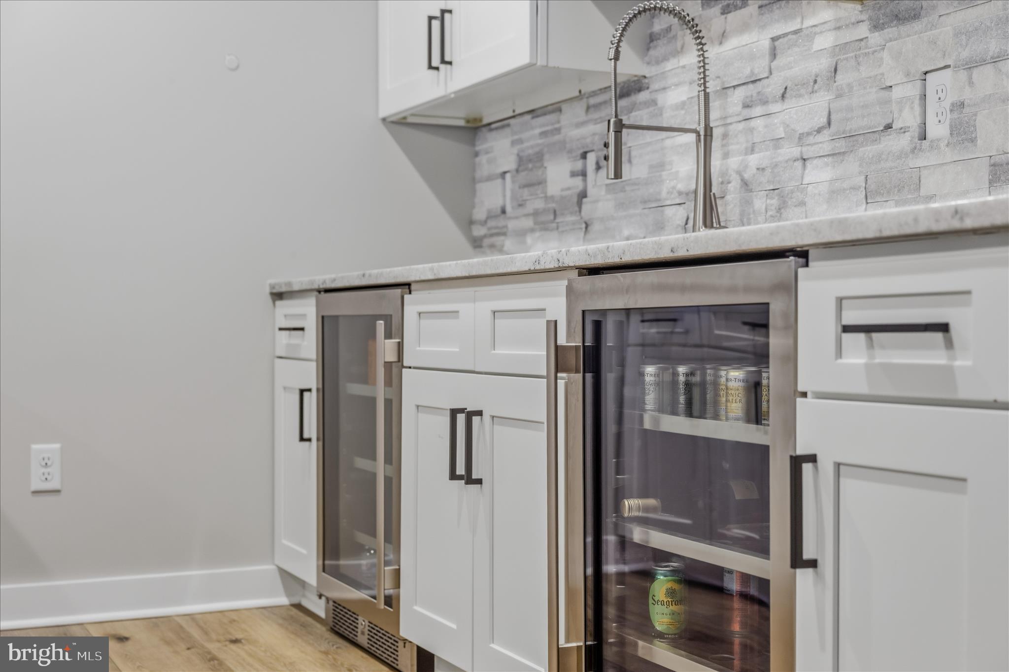 BROOKSIDE - Residential