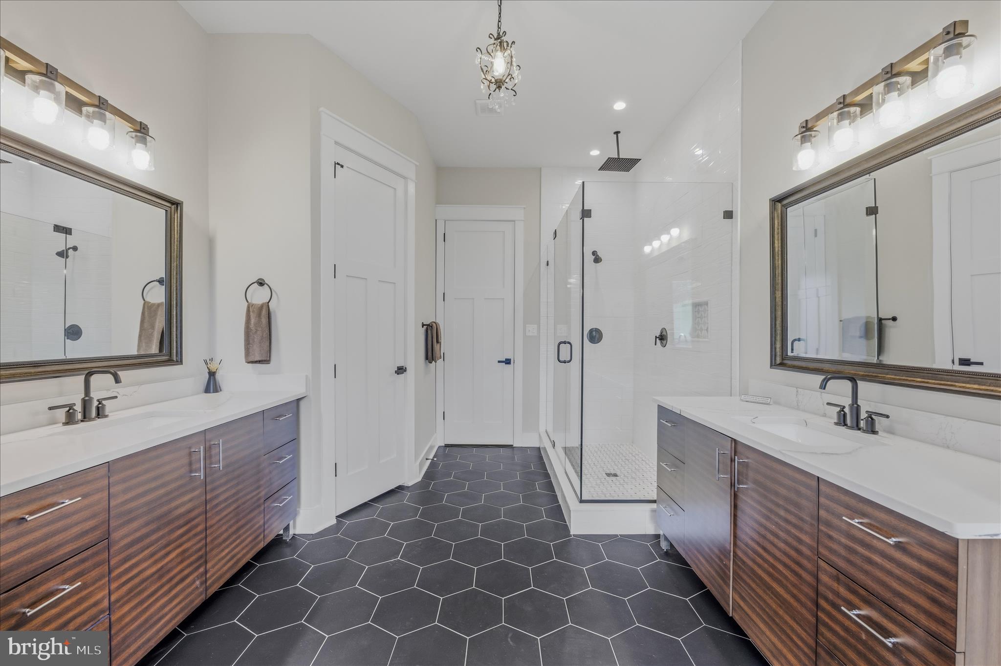 BROOKSIDE - Residential