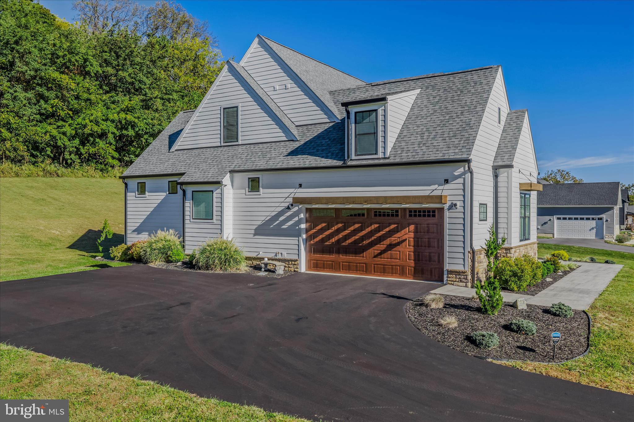 BROOKSIDE - Residential