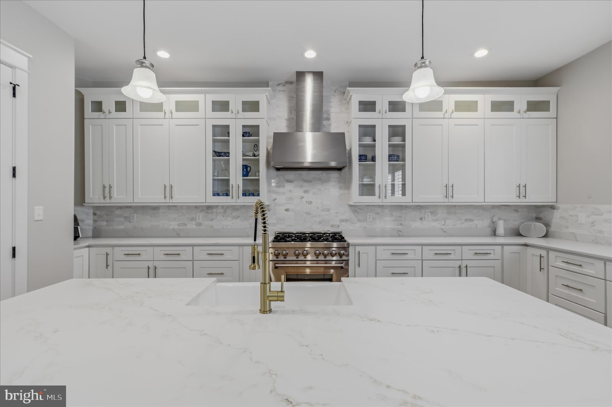 BROOKSIDE - Residential
