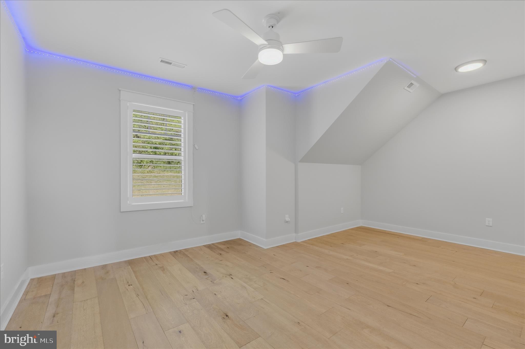 BROOKSIDE - Residential