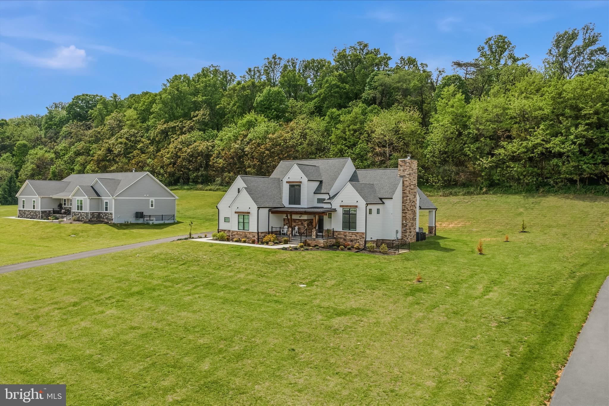 BROOKSIDE - Residential