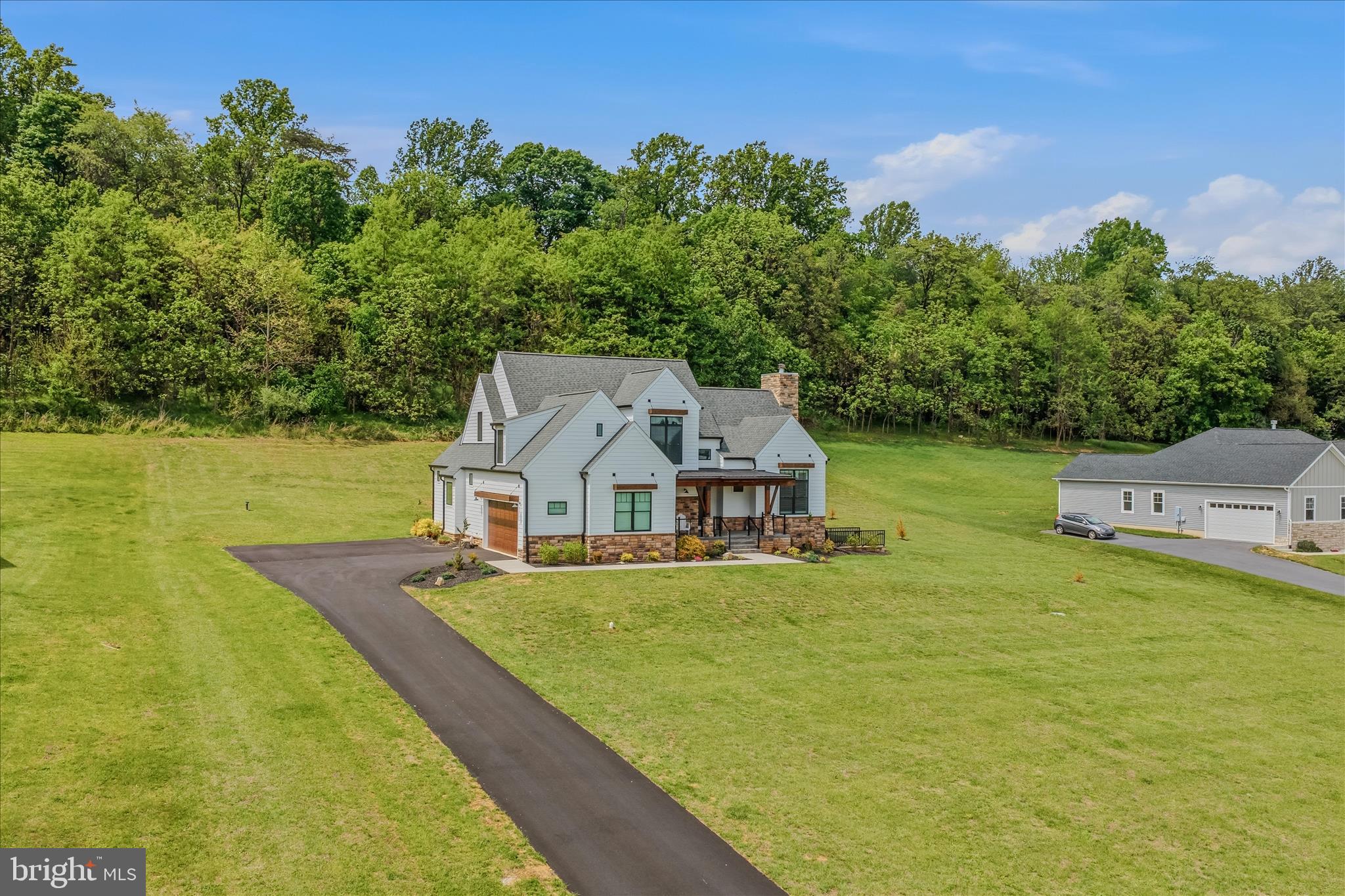 BROOKSIDE - Residential