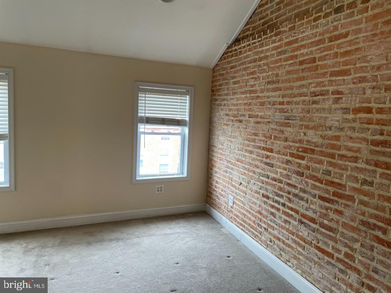 FEDERAL HILL HISTORIC DISTRICT - Residential Lease