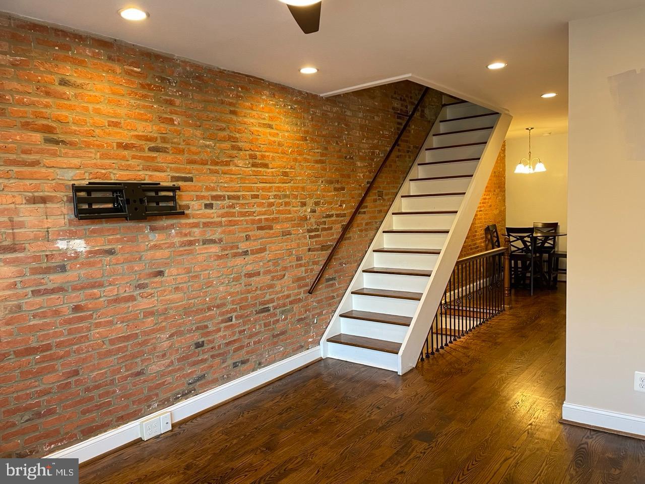 FEDERAL HILL HISTORIC DISTRICT - Residential Lease