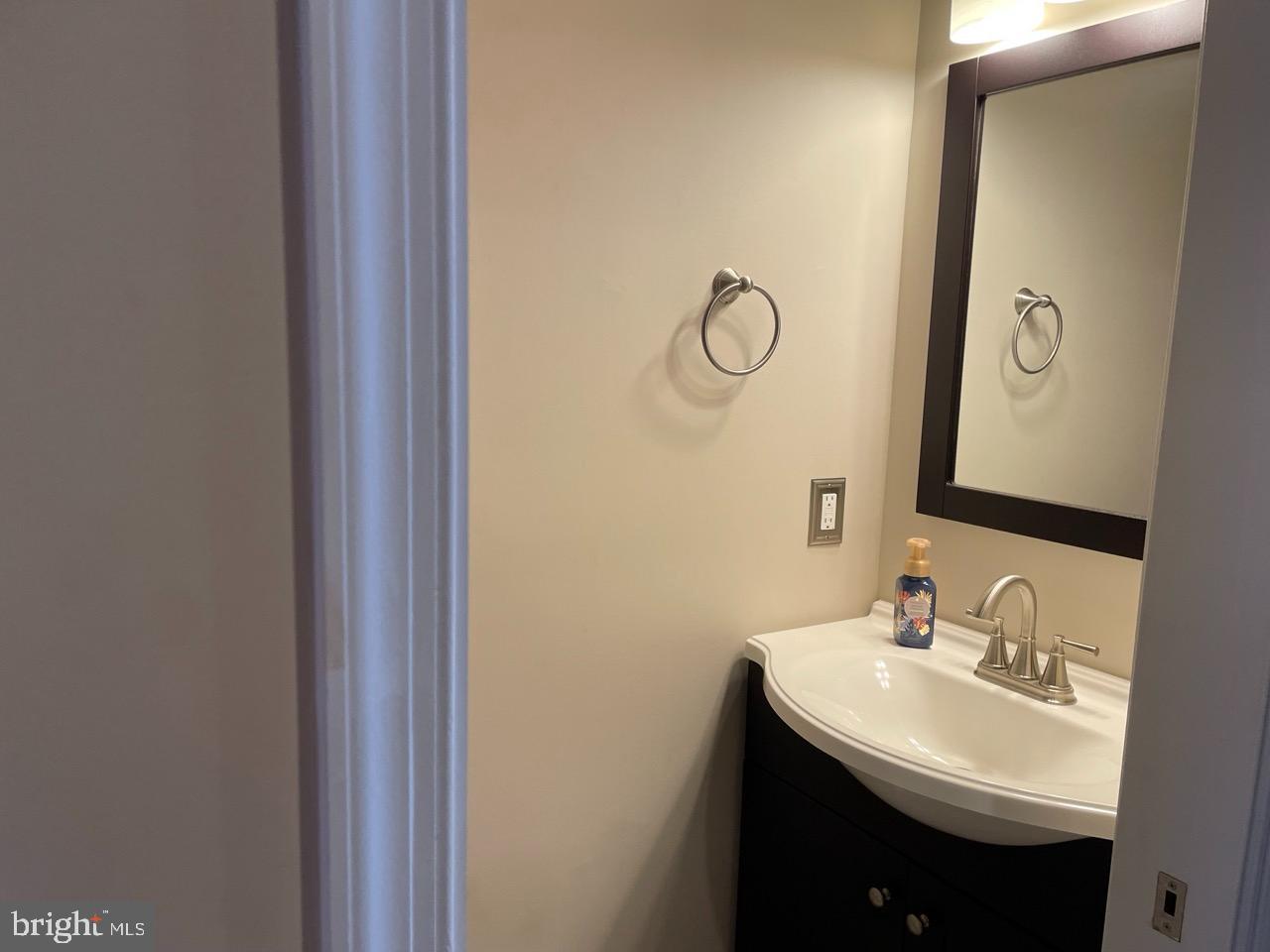 FEDERAL HILL HISTORIC DISTRICT - Residential Lease