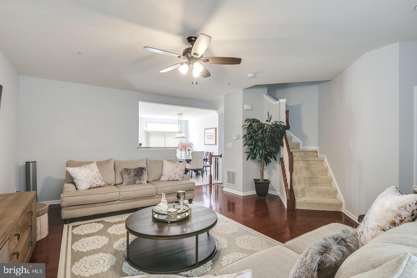 VILLAGES OF DORCHESTER - Residential Lease