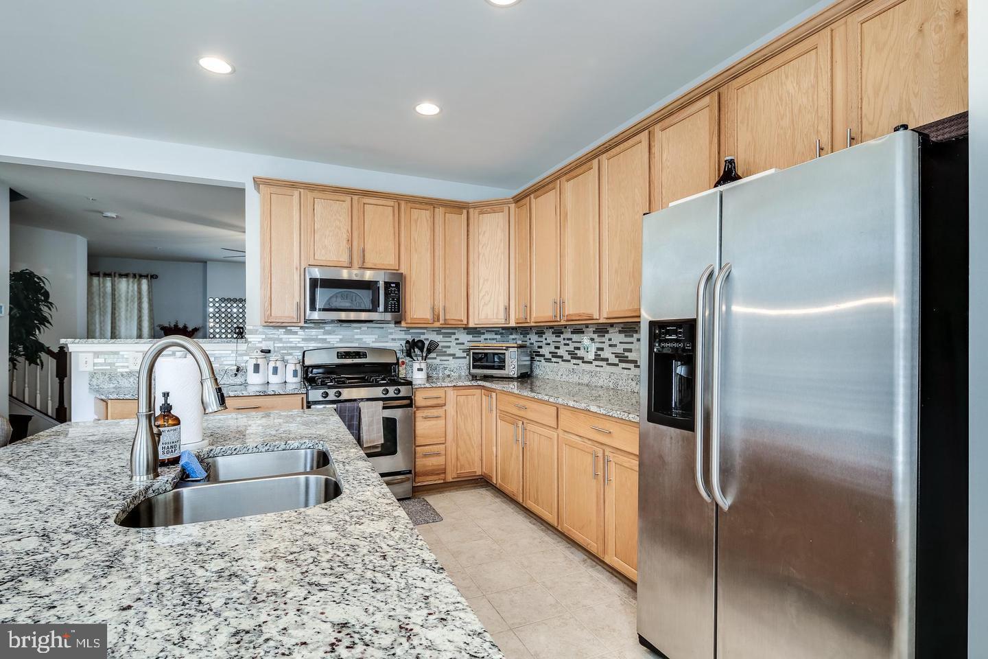 VILLAGES OF DORCHESTER - Residential Lease