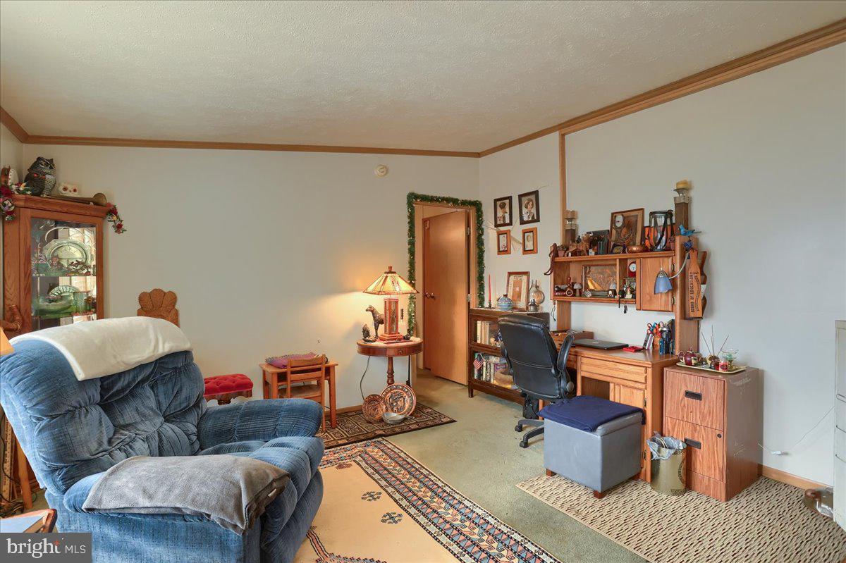 EAGLE VIEW MOBILE HOME PK - Residential