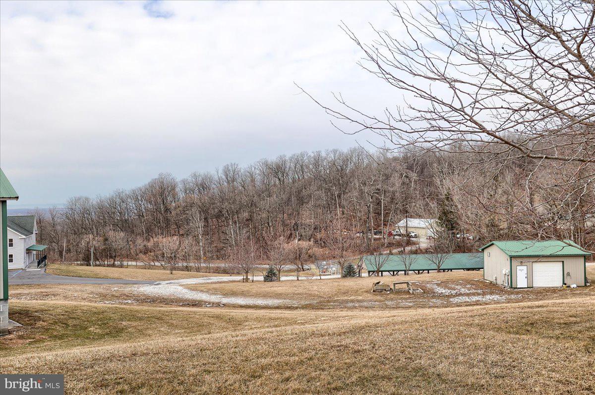 EAGLE VIEW MOBILE HOME PK - Residential