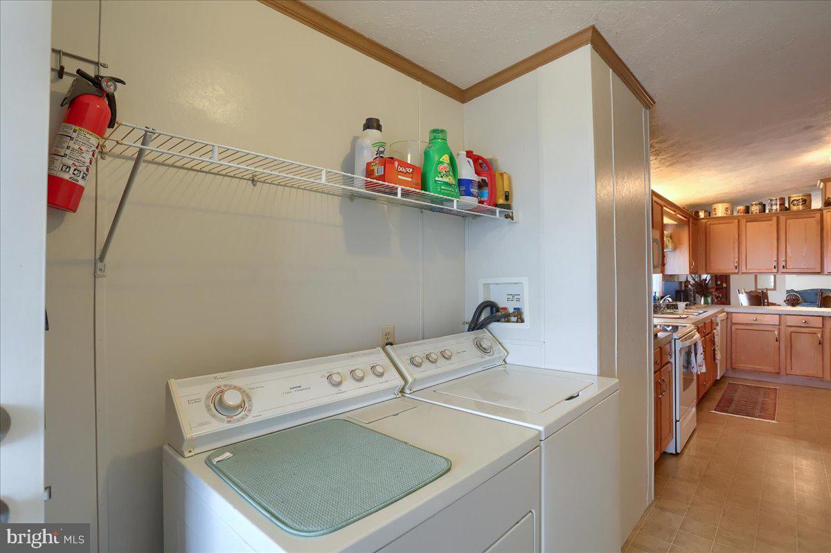 EAGLE VIEW MOBILE HOME PK - Residential